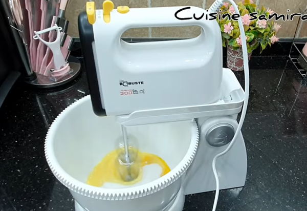 Batteur avec bol rotatif - T300 - Blanc Robuste